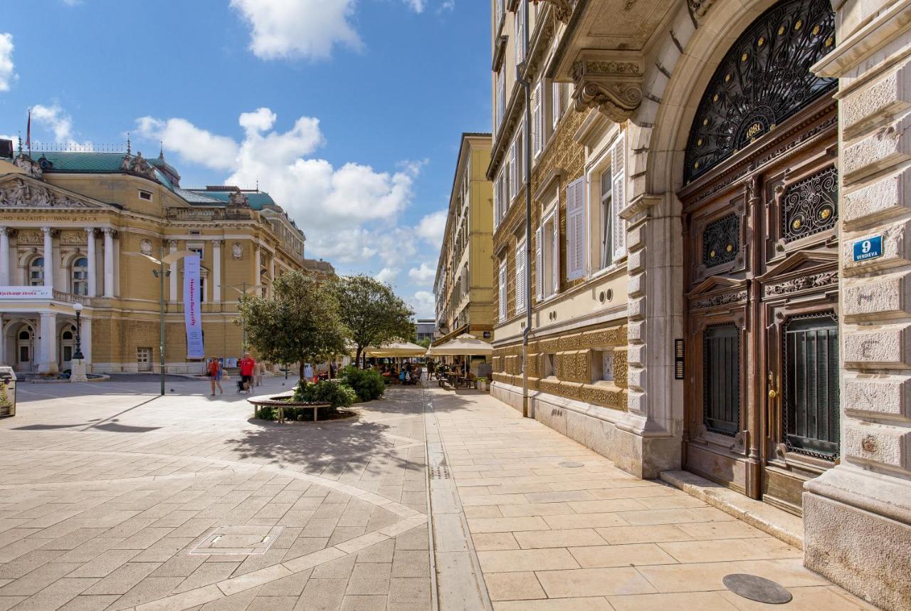 Art Teatro - Gustav Klimt Apartment Rijeka Exterior foto